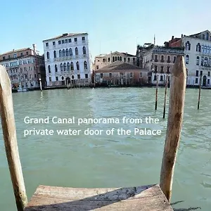 Apartment Tribuno Grand Canal, Venice